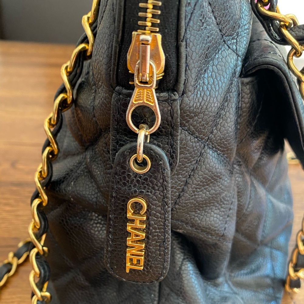 Authentic Vintage Chanel Purse - Picture 3 of 16